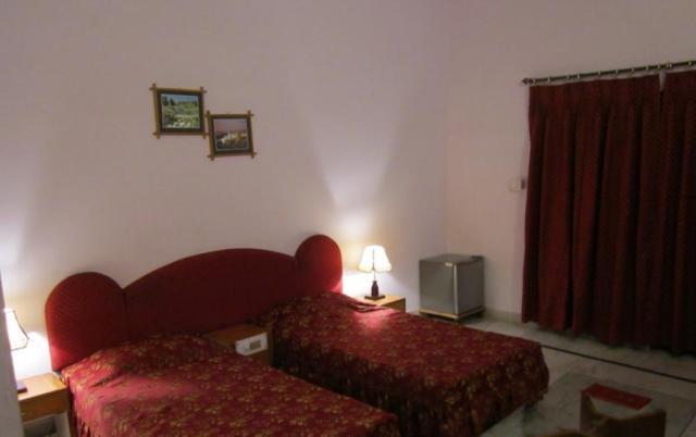 Hotel Surya Khajurāho Habitación foto